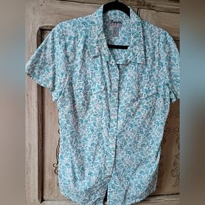 Wrangler Women's Teal and White Paisley Short Sleeve Shirt